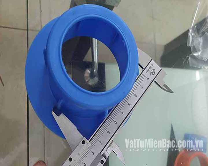 Nắp nhựa bịt đầu cuộn D77