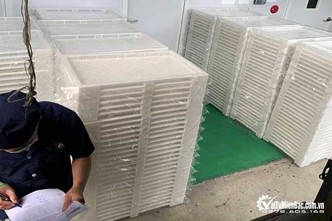 khay sấy nhựa trong ngành công nghiệp thực phẩm