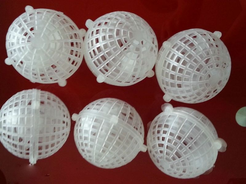 Lắp Đặt Giá Thể Vi Sinh Dạng Cầu